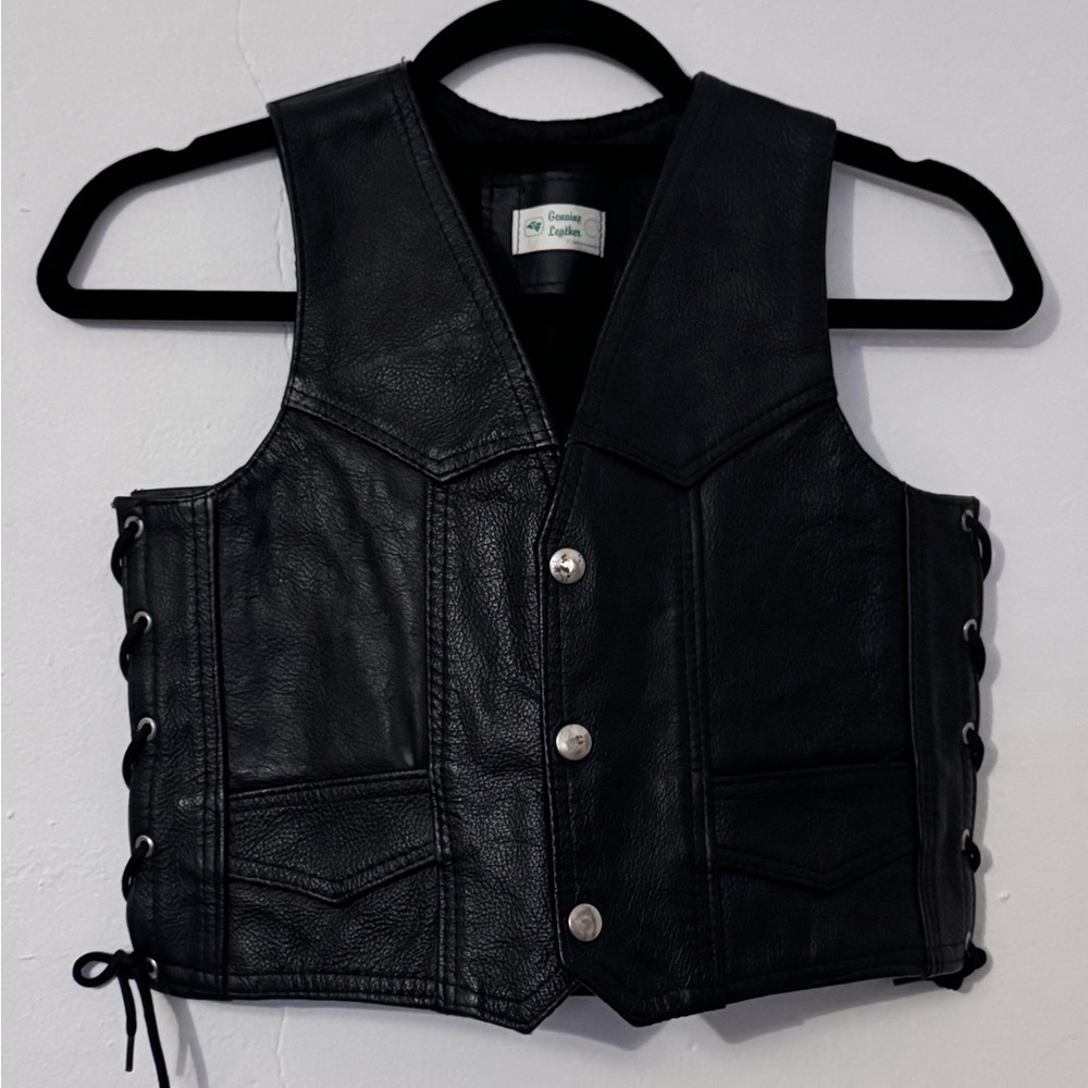 Genuine Leather lace up vest - Picture 2 of 3
